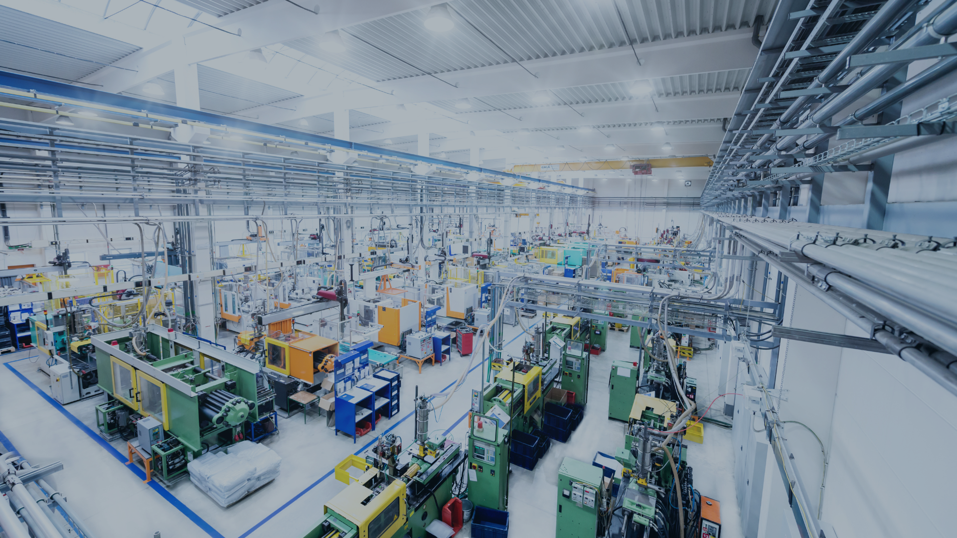 Hall with machines 